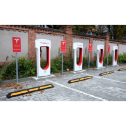 Rubber wheel / tyre stop - 1800mm