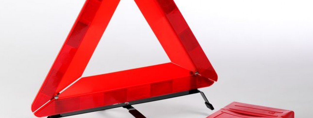 How do you use Emergency Warning Triangles?