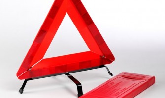 How do you use Emergency Warning Triangles? How do you use Emergency Warning Triangles?
